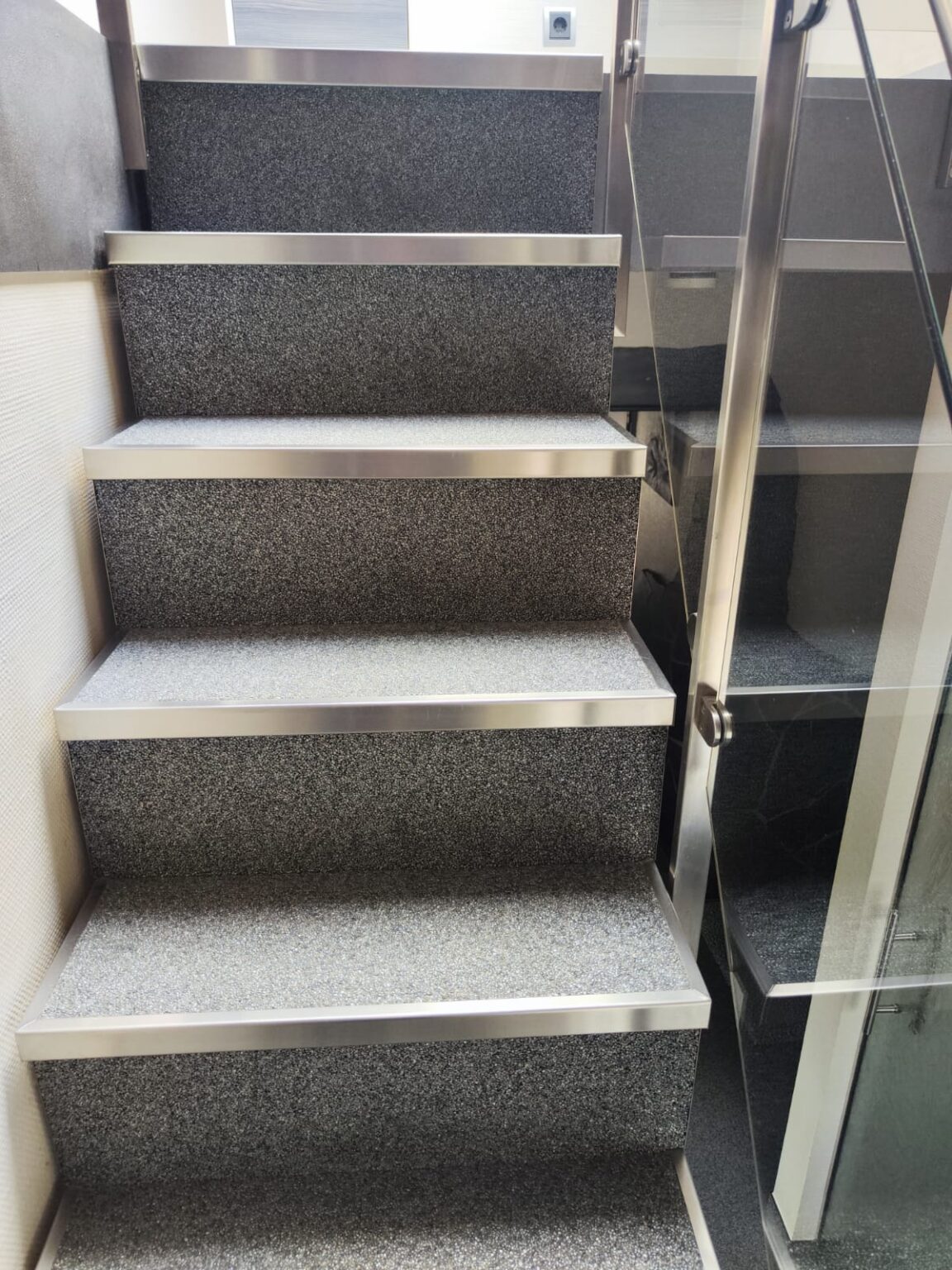 Traprenovatie Intro Vloerencentrum5